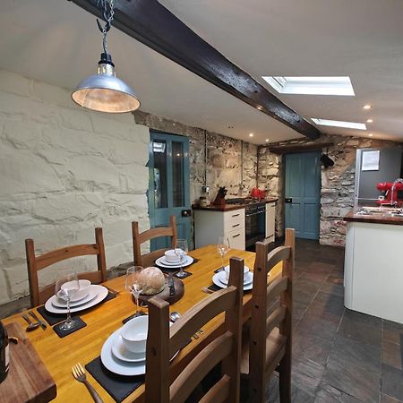 Villa Y Cwtch - Panoramic Mountain Views Within Snowdonia'S National Park - 4X4 Recommended à Dolgellau Extérieur photo