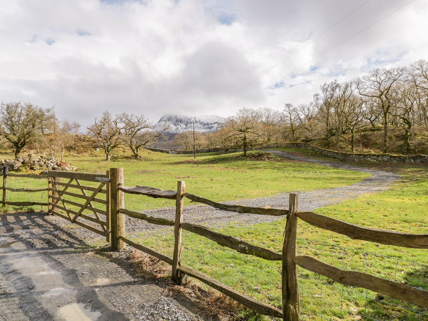 Villa Y Cwtch - Panoramic Mountain Views Within Snowdonia'S National Park - 4X4 Recommended à Dolgellau Extérieur photo